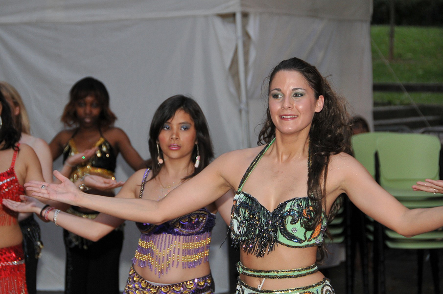 Maison de Quartier Champs Elysees Evry - Danse Orientale 205.jpg